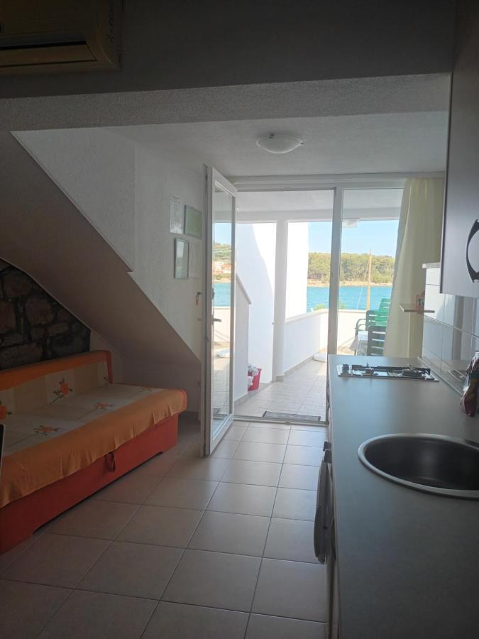 Volat Apartments Betina  Exterior photo