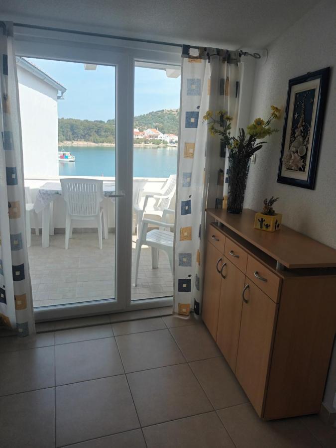 Volat Apartments Betina  Exterior photo