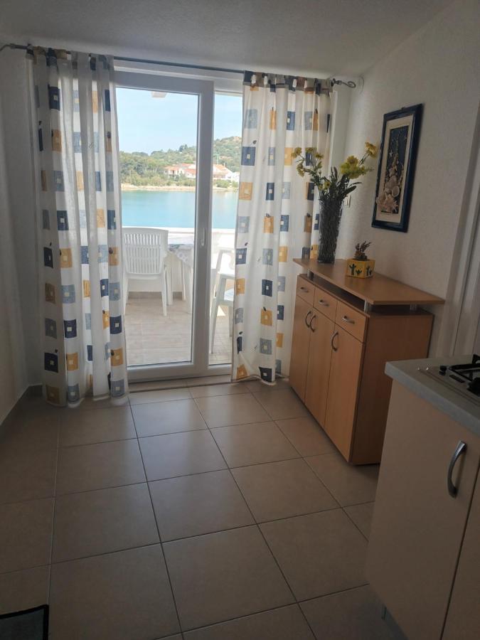 Volat Apartments Betina  Exterior photo