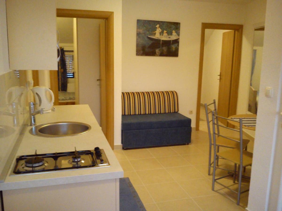 Volat Apartments Betina  Exterior photo