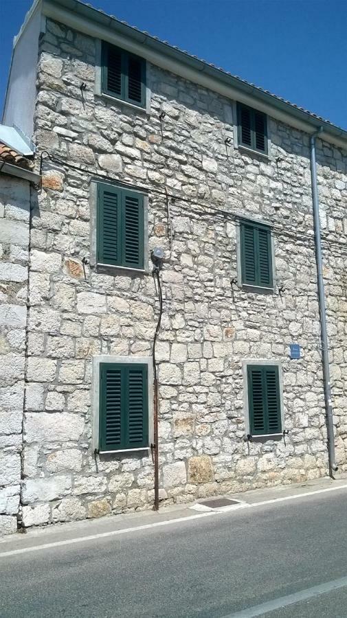 Volat Apartments Betina  Exterior photo